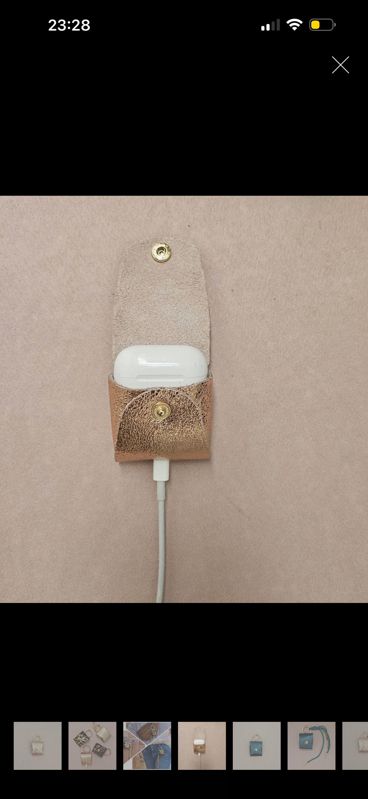 Lederetui für AirPods – Champagner