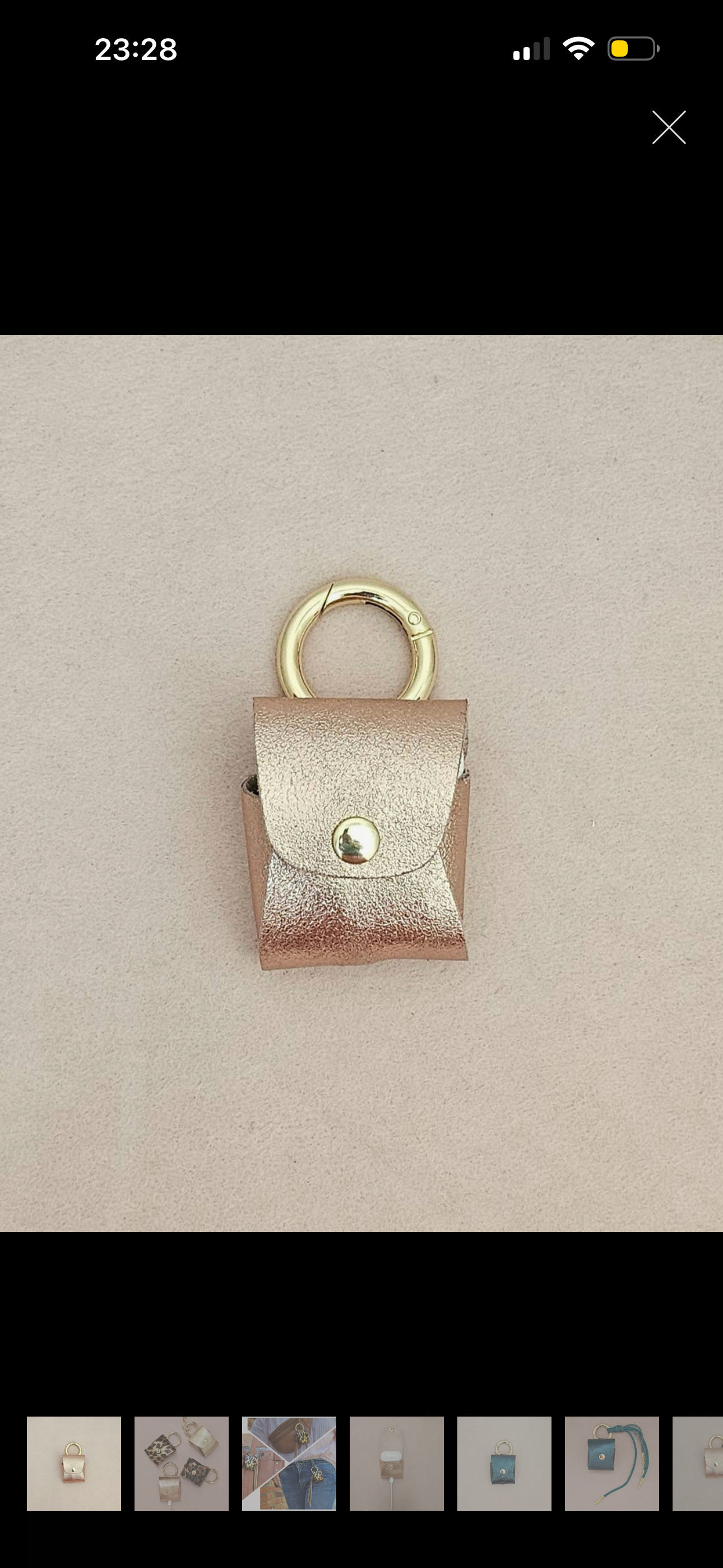 Lederetui für AirPods – Champagner
